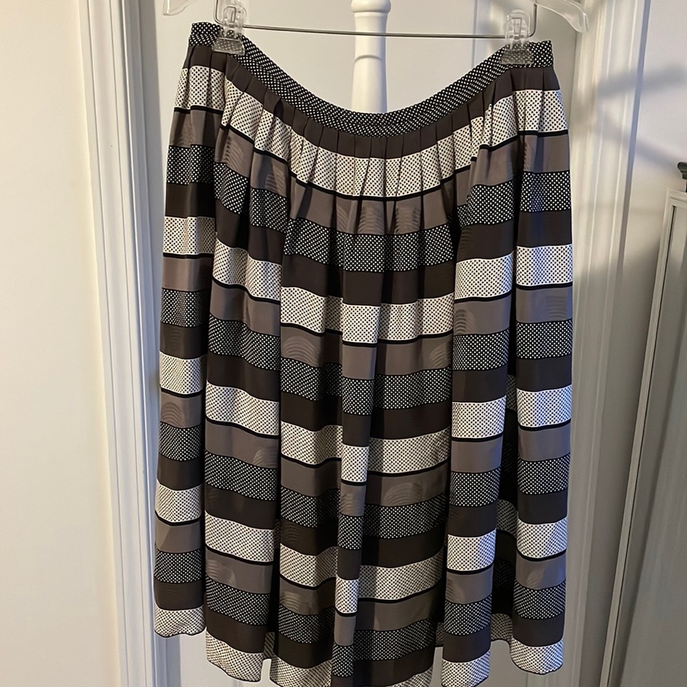 Brand:Made in France, color:white,black,grey.Size:12 material:100/ Silk.